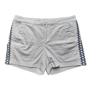 Eddie Bauer Chino Shorts Off White Navy Embroidered Sides Size 14